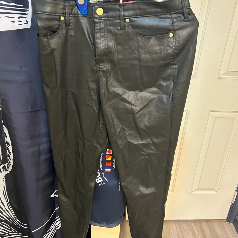 Lilly Pulitzer size 14 Black Faux Leather Pants - Picture 1 of 4